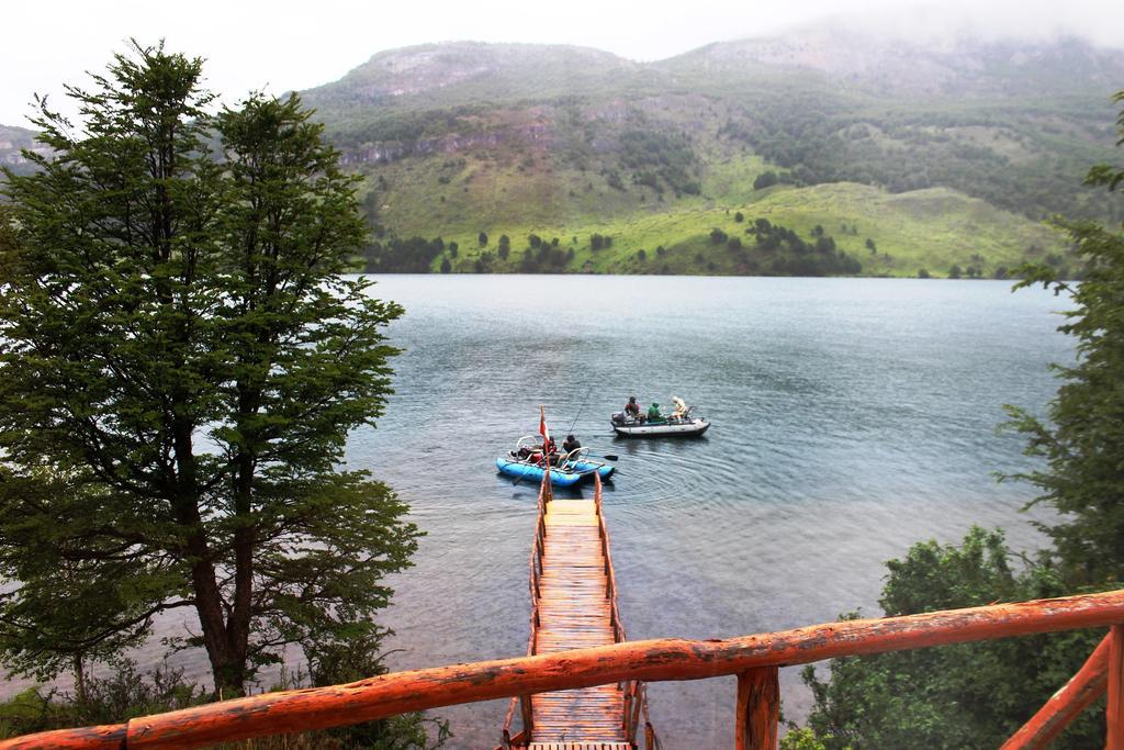 Lodge de Montaña Lago Monreal El Blanco Exterior foto